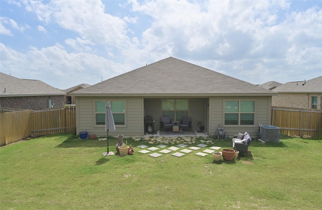 165 Cattlemans Creek Rd W, Newark, TX 76071 - rear view of property with a patio, cooling unit, and a shingled roof