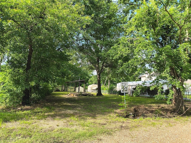 180 Arrowhead Way, Mabank, TX 75156