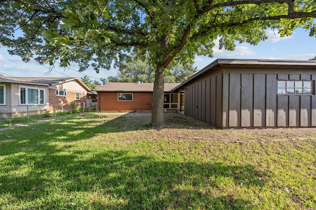 3212 Medina Ave, Fort Worth, TX 76133 - view of yard