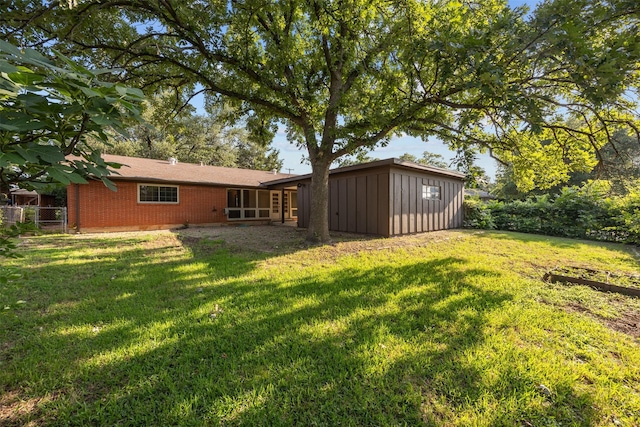 3212 Medina Ave, Fort Worth, TX 76133 - view of yard