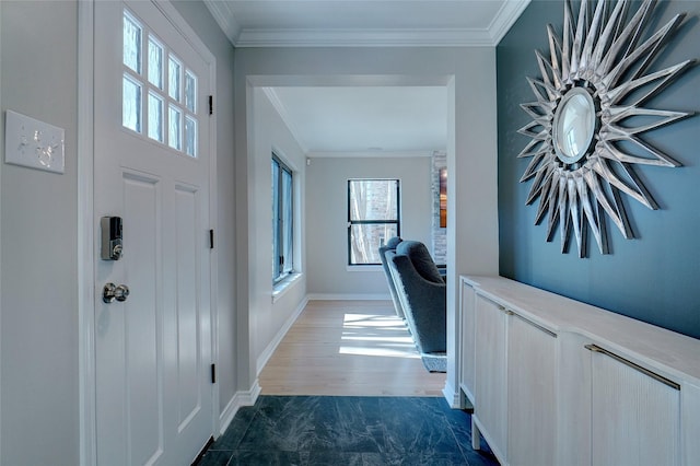 3710 Binkley Ave, University Park, TX 75205 - entryway with crown molding and baseboards