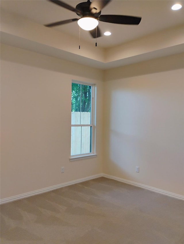 901 SW 10th St, Mineral Wells, TX 76067 - unfurnished room with carpet floors, baseboards, ceiling fan, and recessed lighting