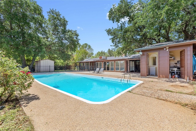 2801 Good Shepherd Dr, Brownwood, TX 76801 - view of swimming pool featuring a patio area