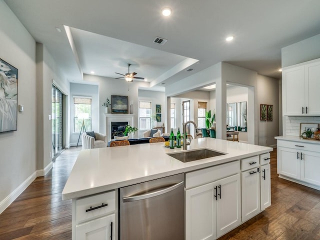 7621 Newtown, The Colony, TX 75056 - kitchen featuring dishwasher, open floor plan, dark wood-style floors, a ceiling fan, and recessed lighting