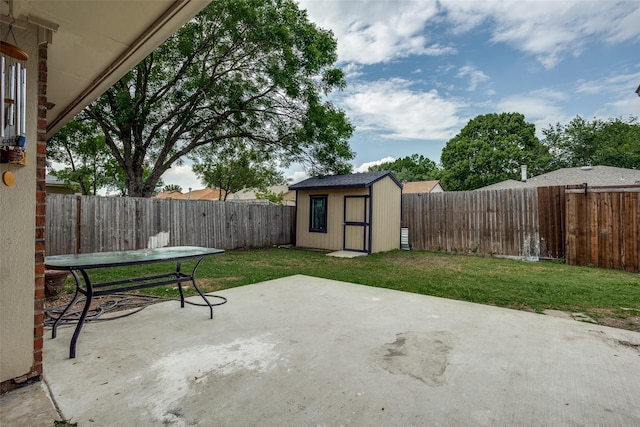 1321 Glyndon Dr, Plano, TX 75023 - view of patio / terrace