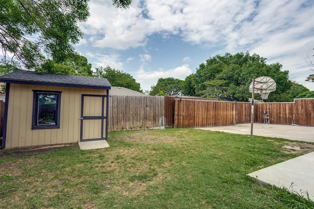 1321 Glyndon Dr, Plano, TX 75023 - view of yard featuring a patio area