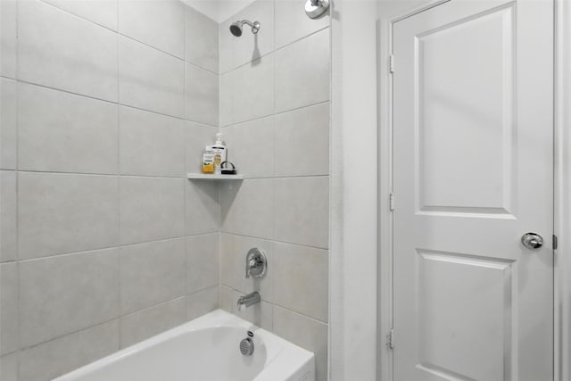 8329 Grand Oak Rd, Fort Worth, TX 76123 - full bath with shower / bath combination