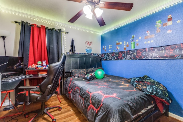 2029 Aloha Dr, Mesquite, TX 75150 - bedroom with wood finished floors and ceiling fan