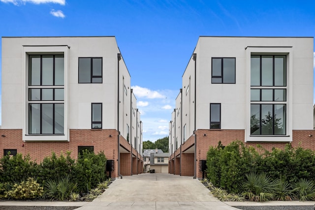 3909 Hawthorne Ave Unit 101, Dallas, TX 75219 - view of concrete surface