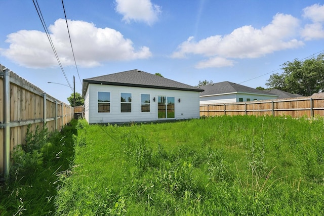 3923 Le May Ave, Dallas, TX 75216 - back of property featuring a fenced backyard