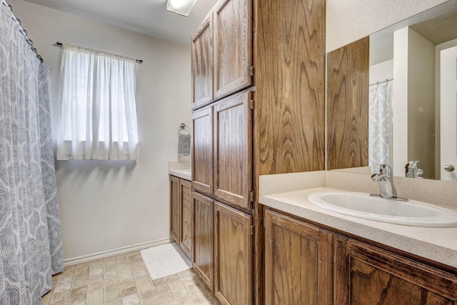 5730 Rendon Estates Rd, Mansfield, TX 76063 - bathroom with vanity and baseboards