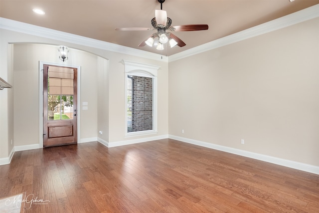 302 Cranbrook Ct, Bossier City, LA 71111 - entrance foyer with wood finished floors, a ceiling fan, baseboards, and crown molding