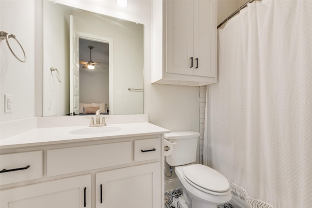 1302 Middleton Dr, Rockwall, TX 75087 - bathroom featuring vanity, toilet, a ceiling fan, and curtained shower