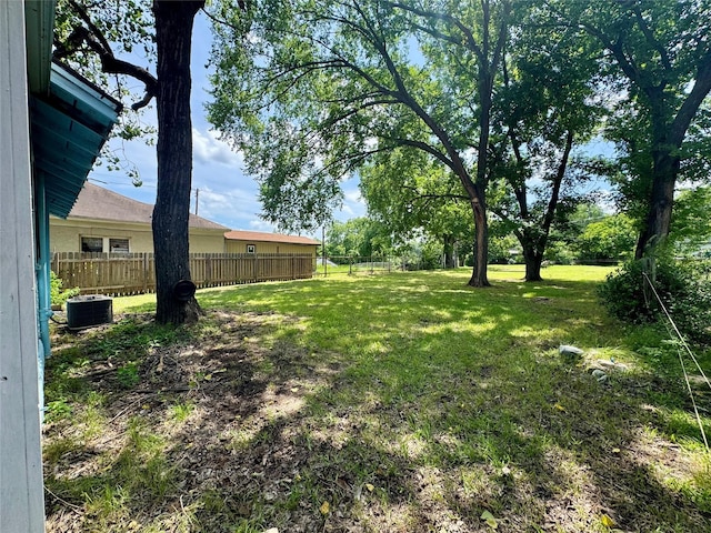 305 N Washington St, Grand Saline, TX 75140 - view of yard featuring central air condition unit