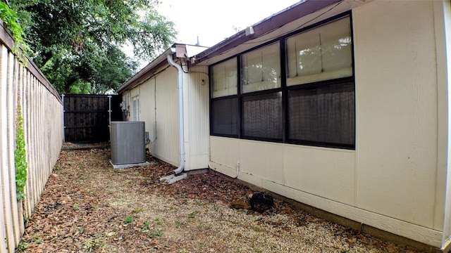 1608 Grandview Dr, Arlington, TX 76012