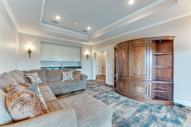 2412 Versailles Dr, Heath, TX 75032 - carpeted living room featuring ornamental molding, recessed lighting, a raised ceiling, and baseboards