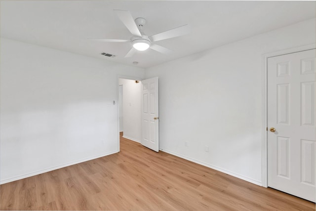 413 Timberlake Dr, Azle, TX 76020 - unfurnished bedroom featuring light wood finished floors, baseboards, and ceiling fan