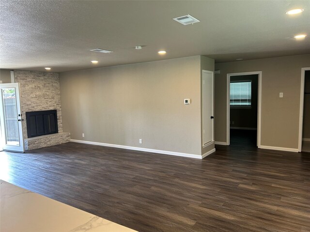 3837 Burning Tree Ln, Garland, TX 75042 - unfurnished room featuring dark wood-style floors, baseboards, and recessed lighting