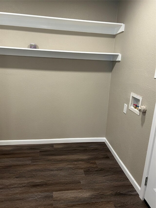3837 Burning Tree Ln, Garland, TX 75042 - utility room with gas water heater