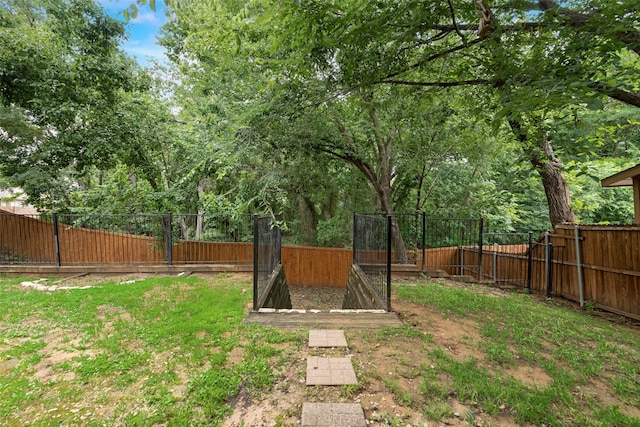 3232 Kent Dr, Flower Mound, TX 75022 - view of fenced backyard