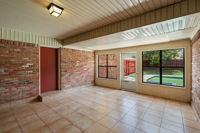 110 S Capri Dr, Duncanville, TX 75116 - view of unfurnished sunroom