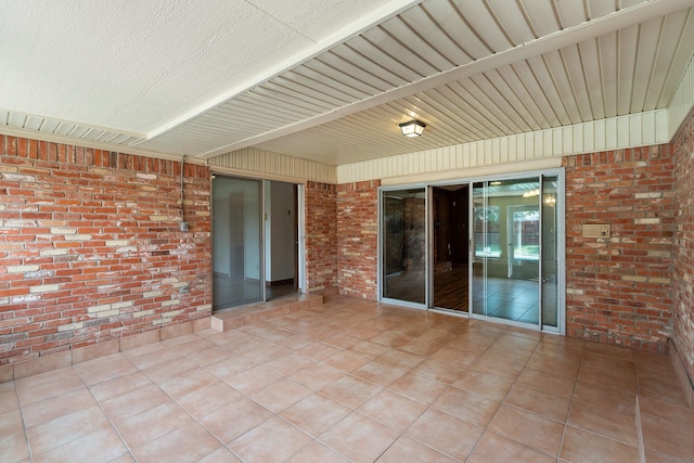 110 S Capri Dr, Duncanville, TX 75116 - view of patio