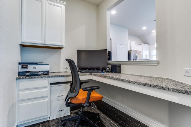 1814 Indigo Creek Ln, Wylie, TX 75098 - home office with built in desk, dark wood-type flooring, recessed lighting, lofted ceiling, and baseboards