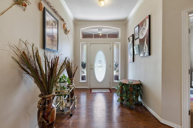 300 Burtonwood Cir, Ovilla, TX 75154 - foyer entrance featuring crown molding, wood finished floors, and baseboards