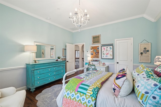 12669 Winding Hollow Ln, Frisco, TX 75033 - bedroom featuring a chandelier, ornamental molding, wood finished floors, and baseboards