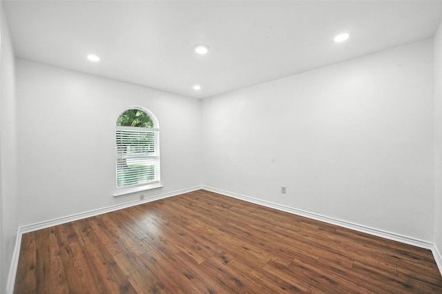 2005 Stacey Ct, Arlington, TX 76013 - unfurnished room with dark wood-type flooring and recessed lighting