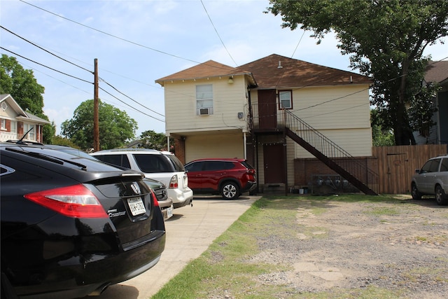1130 Kings Hwy, Dallas, TX 75208 - view of front of property featuring uncovered parking and brick siding