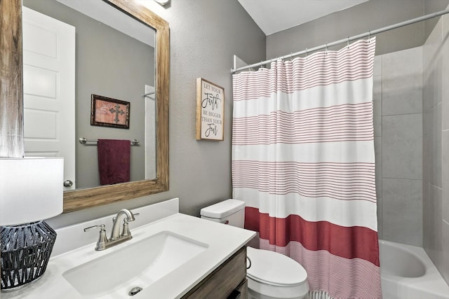 7431 Bald Cypress Dr, Ovilla, TX 75154 - bathroom with vanity, shower / bath combo, and a textured wall