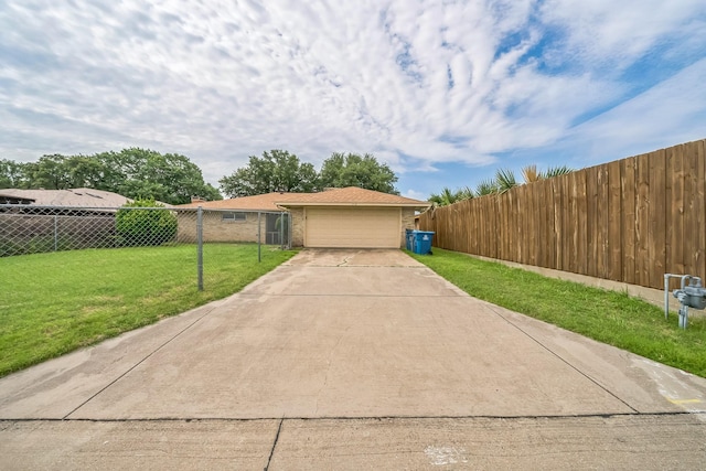715 San Juan Dr, Duncanville, TX 75116 - view of front of home featuring brick siding and concrete driveway