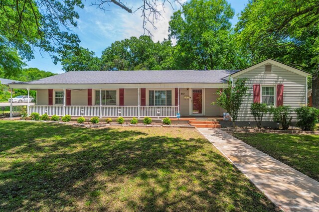 612 W Simmons St, Weatherford, TX 76086 - single story home with covered porch and a front lawn