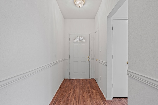 1100 Cedarcrest Dr, Mesquite, TX 75149 - hall featuring wood finished floors