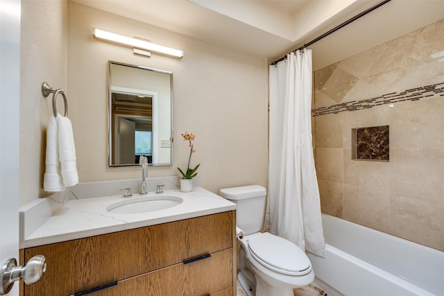6616 Elvedon Dr, Dallas, TX 75248 - full bath with toilet, vanity, and shower / tub combo