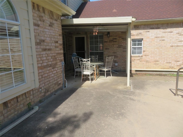 1501 Mountain Laurel Ln, Desoto, TX 75115 - view of patio featuring outdoor dining space