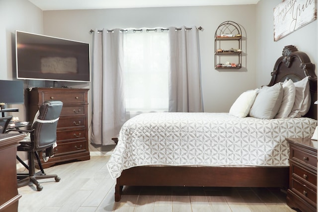 1204 Bluff View Dr, Hutchins, TX 75141 - bedroom with wood finished floors