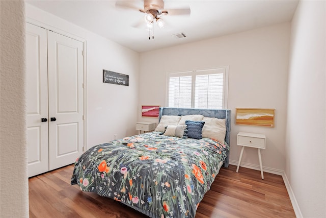 4300 Round Valley Ln, Fort Worth, TX 76262 - bedroom featuring wood finished floors, a closet, baseboards, and ceiling fan
