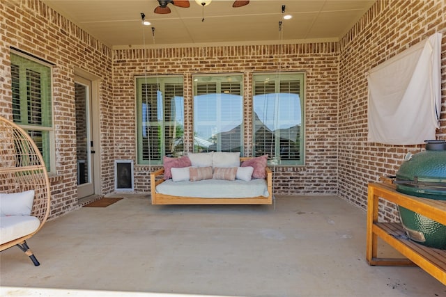 4300 Round Valley Ln, Fort Worth, TX 76262 - view of patio / terrace with ceiling fan
