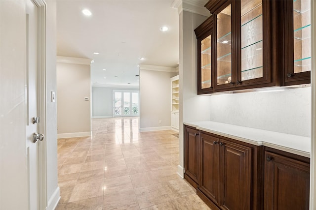 4240 Prescott Ave Unit 5B, Dallas, TX 75219 - corridor featuring crown molding, baseboards, and recessed lighting