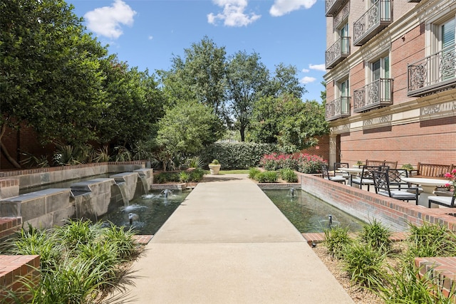 4240 Prescott Ave Unit 5B, Dallas, TX 75219 - view of home's community