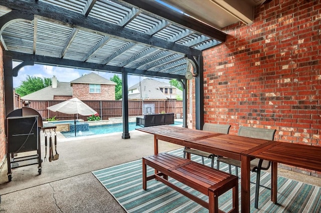 1516 Stonehill Ct, Allen, TX 75002 - fenced backyard featuring a pergola, outdoor dining space, a pool with connected hot tub, and a patio area