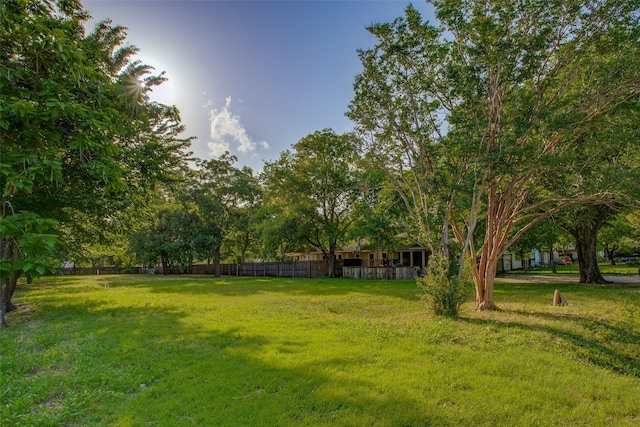 515 Old London Ln, Mesquite, TX 75149