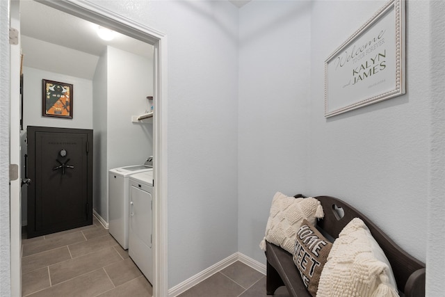 135 Pine Island Ln, Leander, TX 78641 - bedroom featuring ensuite bathroom, a sink, and a ceiling fan