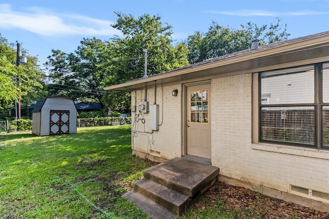 2969 Eric Ln, Farmers Branch, TX 75234 - entrance to property featuring brick siding and a lawn