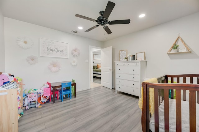 5414 Wild Oak Rd, Balch Springs, TX 75180 - bedroom featuring wood finished floors, recessed lighting, ceiling fan, and baseboards