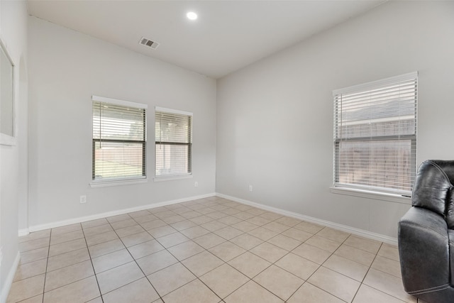 5414 Wild Oak Rd, Balch Springs, TX 75180 - empty room featuring baseboards