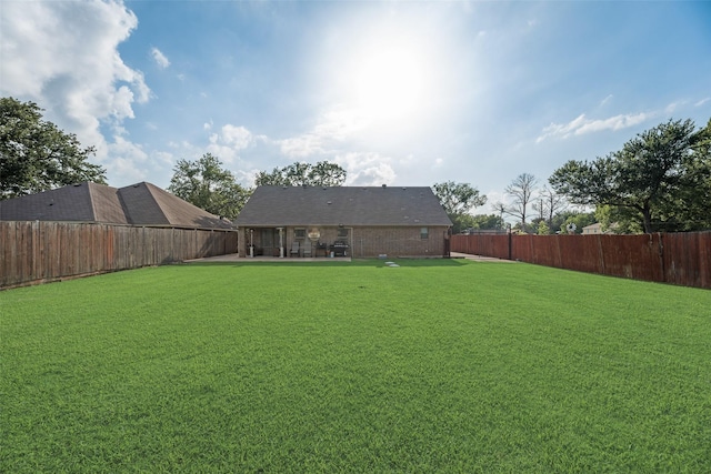 5414 Wild Oak Rd, Balch Springs, TX 75180 - view of yard with a patio