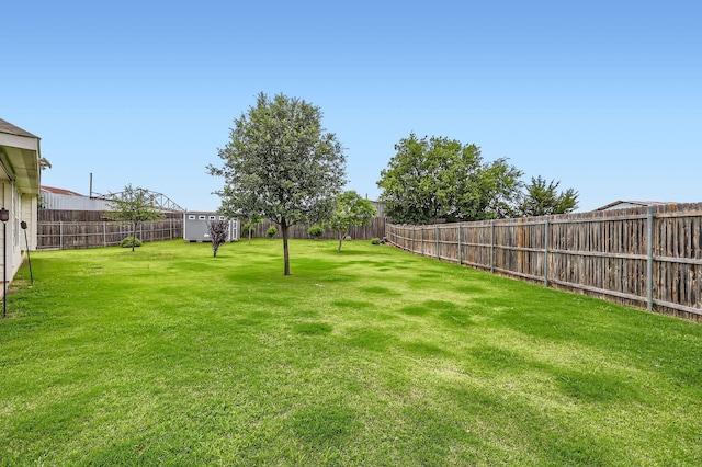 2124 Leonard Ranch Rd, Fort Worth, TX 76134 - view of yard